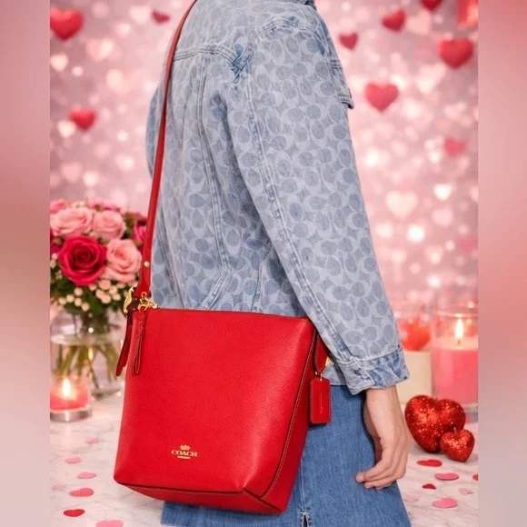 Coach C2818 Red Apple Pebbled Leather Shoulder Val Duffle Crossbody Hand Bag NWT - Picture 3 of 14